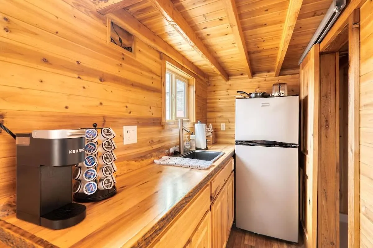 Daire Stay Portland - Tiny Log Cabin - Walk To Local Shops & Eateries